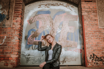 Bild von lena-64.jpg