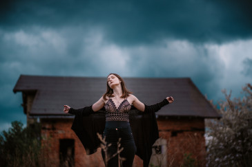 Bild von taliska-shooting-wald-27.jpg