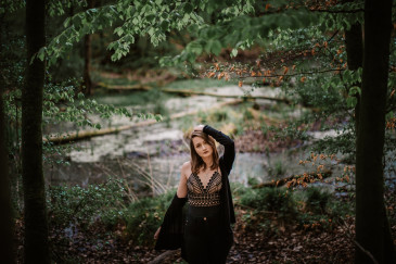 Bild von taliska-shooting-wald-7.jpg
