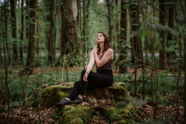 Bild von taliska-shooting-wald-11.jpg