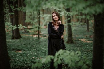 Bild von taliska-shooting-wald-1.jpg